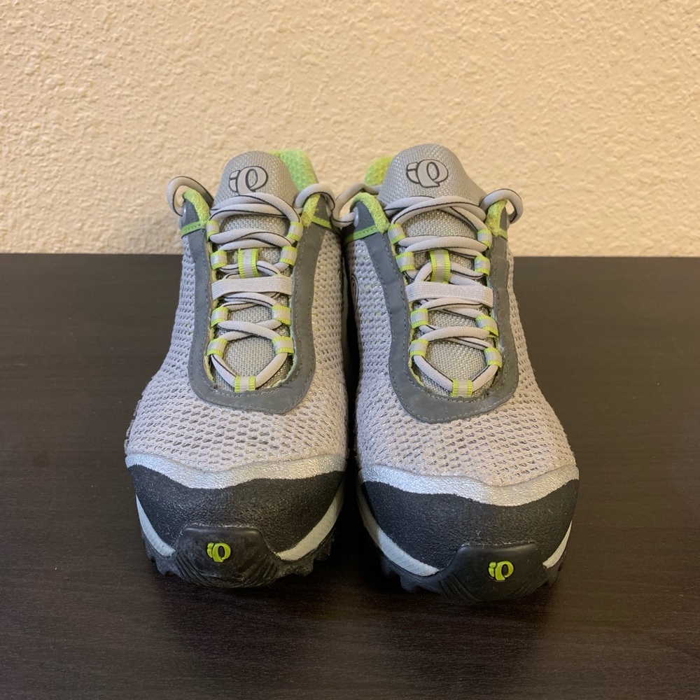Pearl Izumi Women’s Size 8 Cycling Shoes